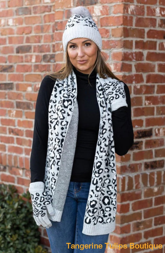 Gray Leopard Scarf